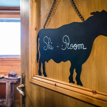 Les Monts Charvin Hotel Courchevel