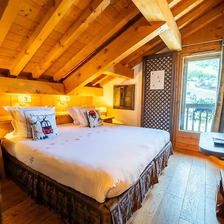 Hotel Les Monts Charvin