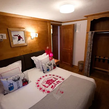 Hotel Les Monts Charvin