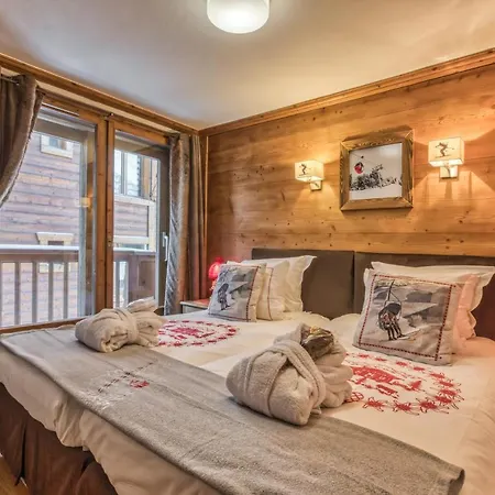 Les Monts Charvin 3* Куршевель