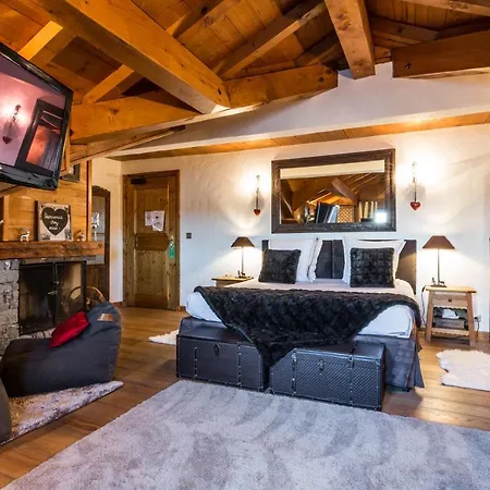 Отель Les Monts Charvin 3*