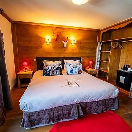 Les Monts Charvin Hotel Courchevel