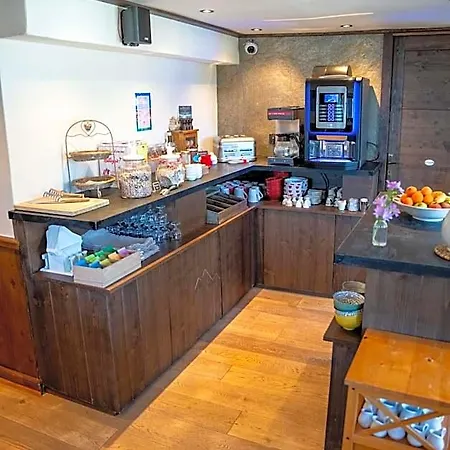 Les Monts Charvin Hotel 3*