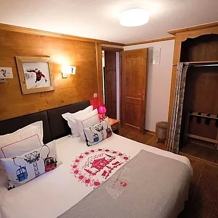 Les Monts Charvin 3*