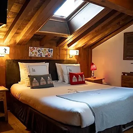 Hotel Les Monts Charvin 3*