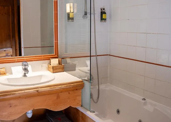 Les Monts Charvin 3* Courchevel