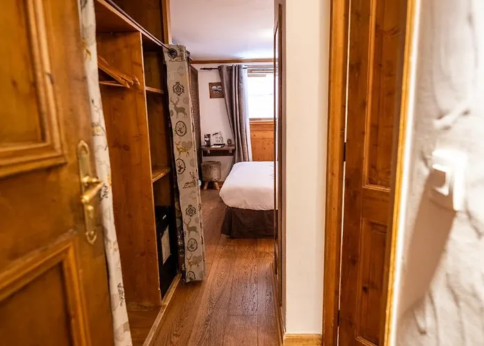 Les Monts Charvin Hotel Courchevel