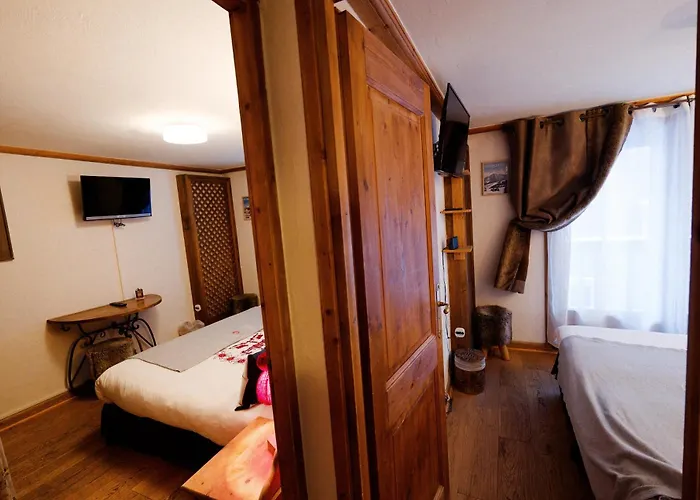 Les Monts Charvin Hotel Courchevel