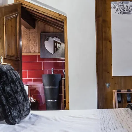 Les Monts Charvin Hotel Courchevel