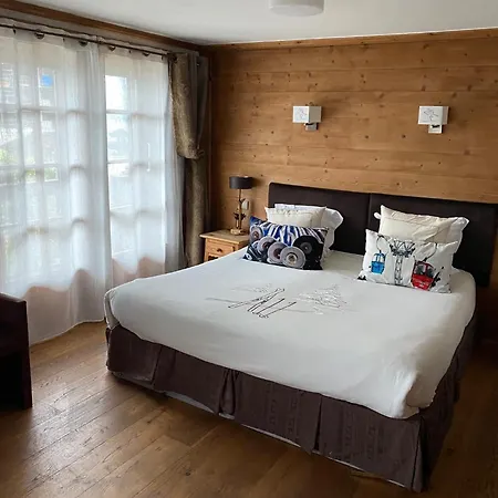 Les Monts Charvin 3* Courchevel