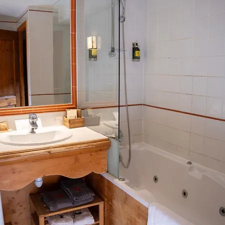 Les Monts Charvin 3* Courchevel