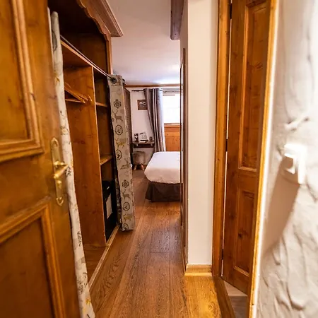 Les Monts Charvin Hotel Courchevel