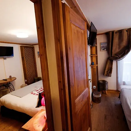 Les Monts Charvin Hotel Courchevel