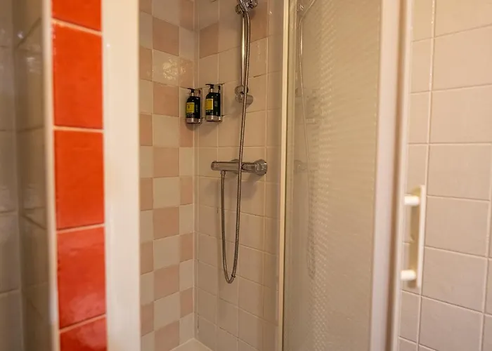 Les Monts Charvin 3*